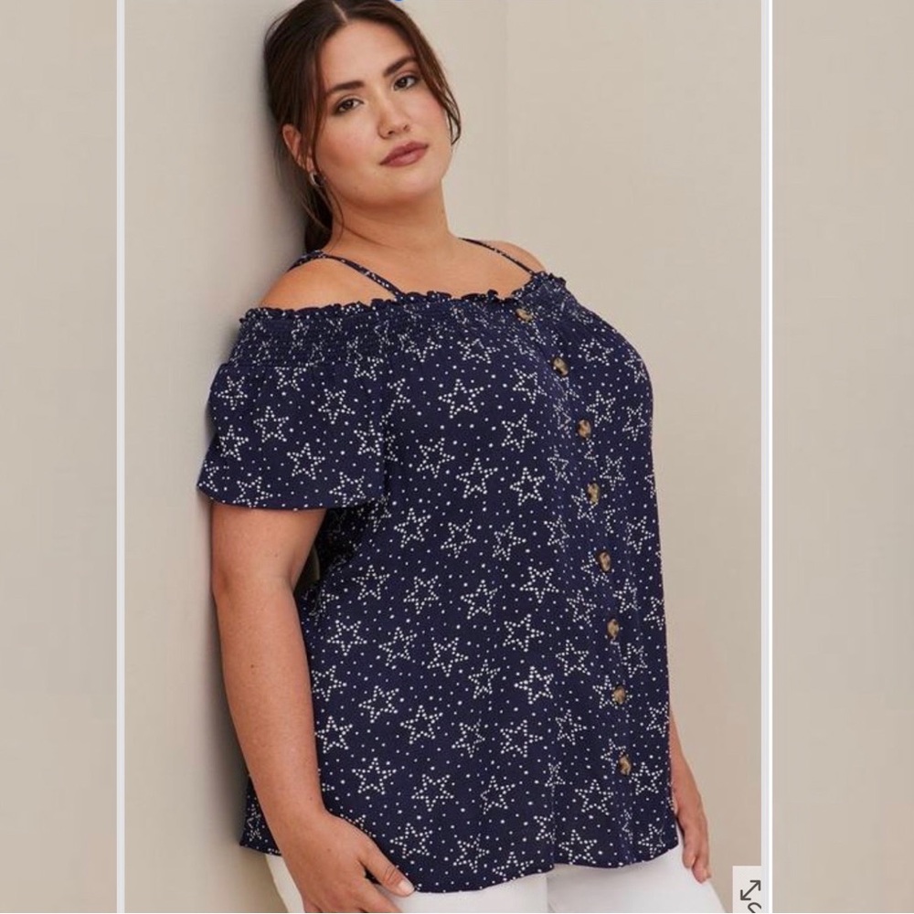 NWT! TORRID navy star print off shoulder top, 2X. - Picture 1 of 10